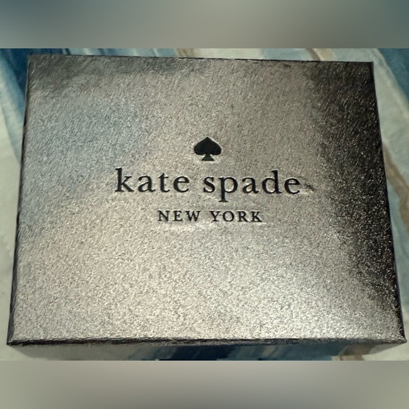 Kate Spade Wallet - Picture 6 of 6